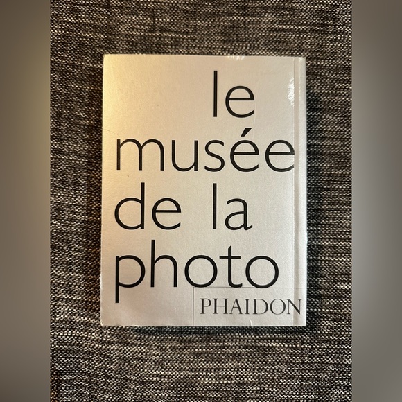 Le musée de la photo, book. - Picture 2 of 8